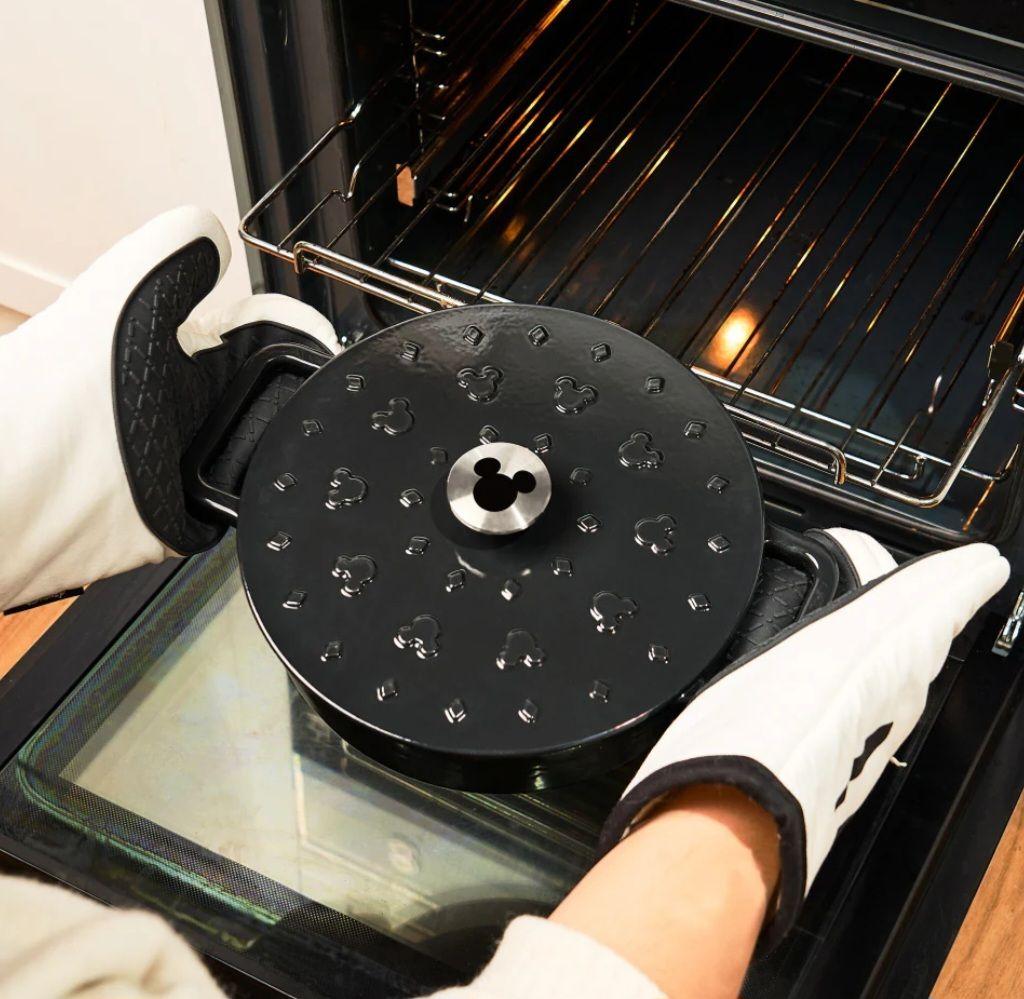 MEYER マイヤーキャストアイアン　キャセロール　ディズニー