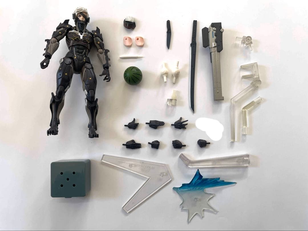 Dingo【メタルギア】雷電 リボルテックヤマグチ フィギュア