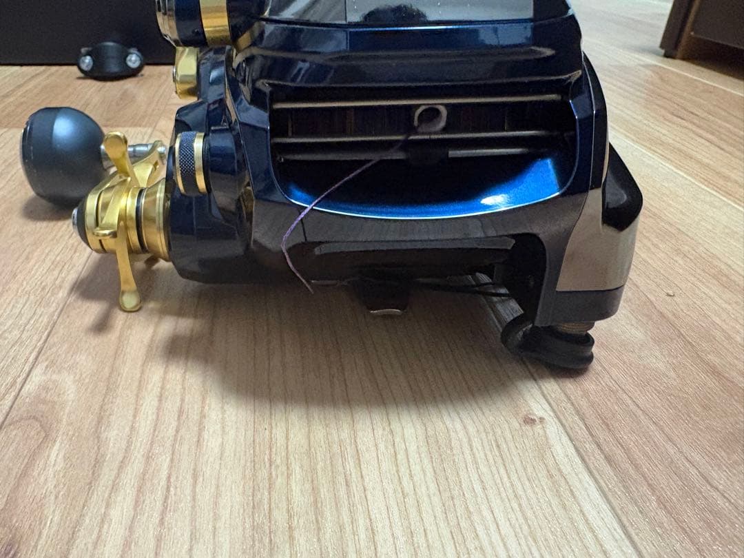 今月のみ大特価❣️新古品❣️シマノ ビーストマスター6000 PE8-600付き