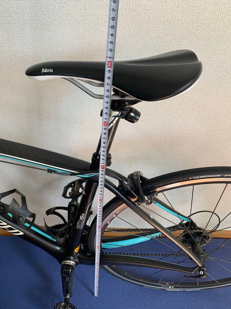 スペシャライズド　アミラ　カーボン　ロードバイク　105