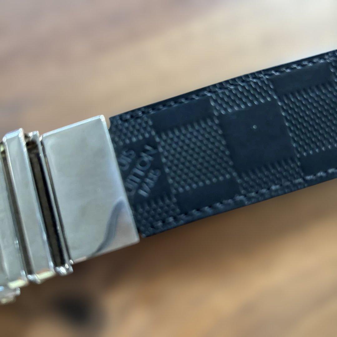 LOUIS VUITTON 黒レザーベルト