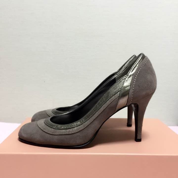 みう値下げ★未使用品★DIANA★ダイアナ★スエードパンプス★グレー