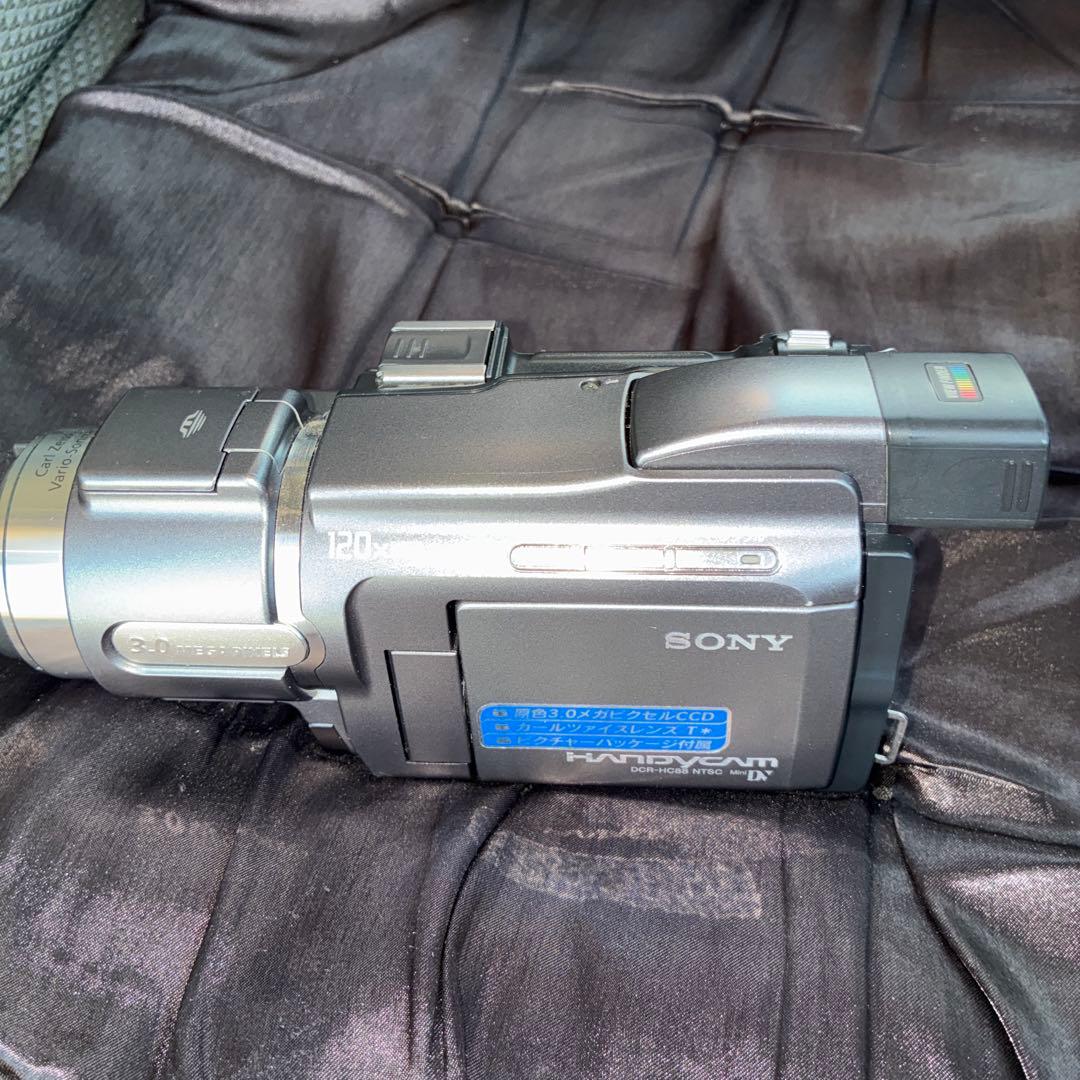 再生・録画可動品　MINI DVSonyビデオカメラ　DCR-HC88