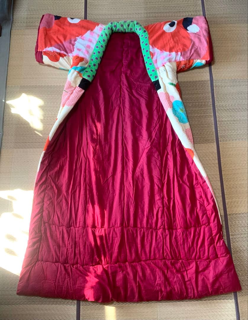 【昭和レトロ】 かいまき布団 掻巻 花柄 鮮やか 和模様 赤 梅 京都 日本製①