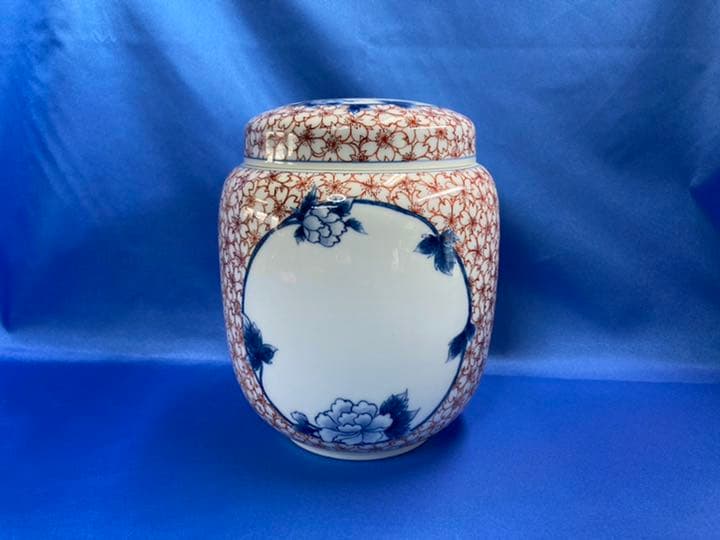 【総手書き・１点もの】有田焼　骨壷　桜と牡丹　6寸