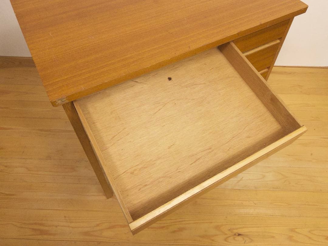 机　デスク　作業机　M073　古道具　古家具　ビンテージ　アンティーク　レトロ