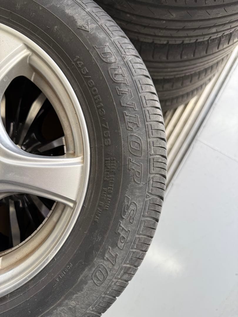 DUNLOP SP-10 145/80R13タイヤホイールセット