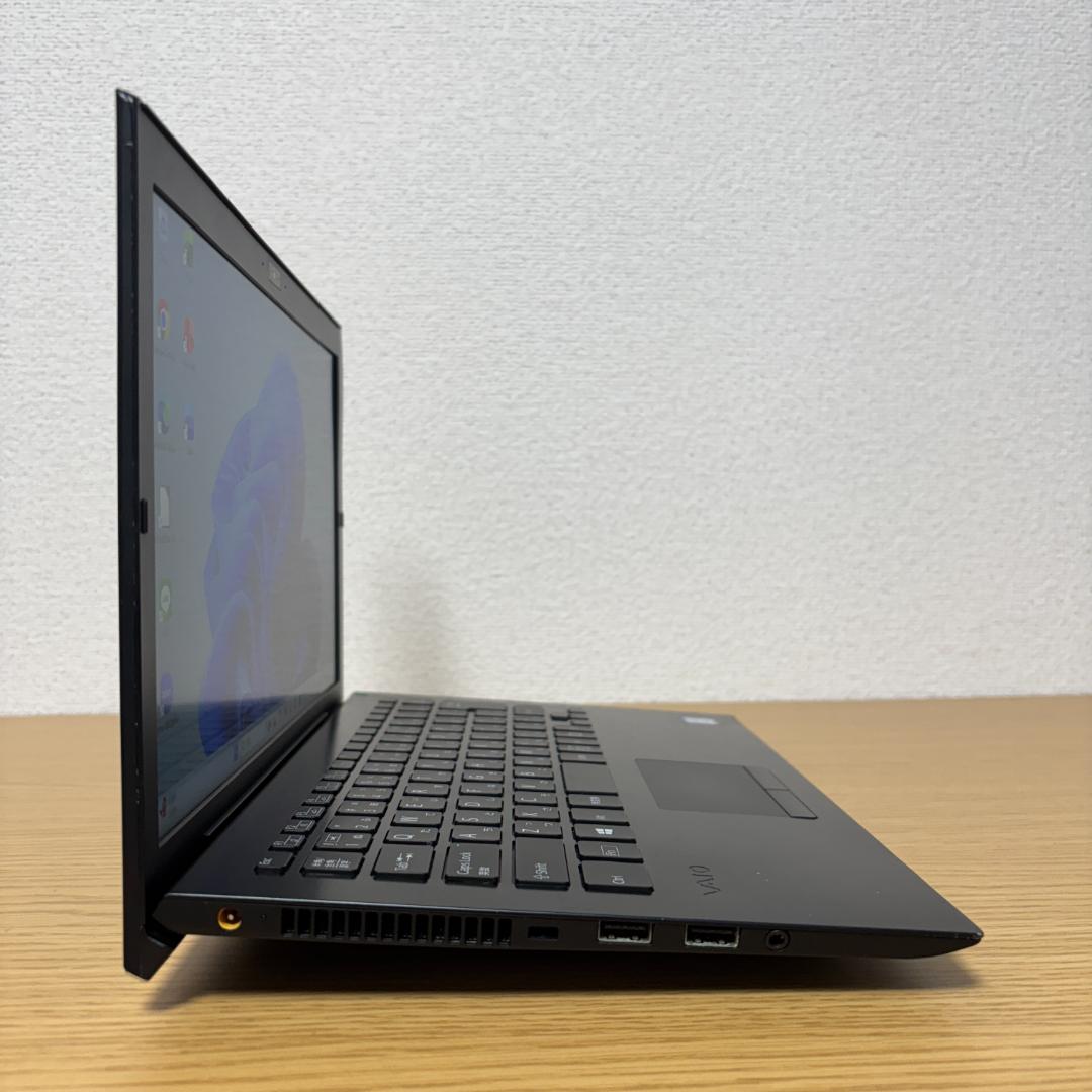 第8世代 VAIO Pro PG core i5 SSD Windows11