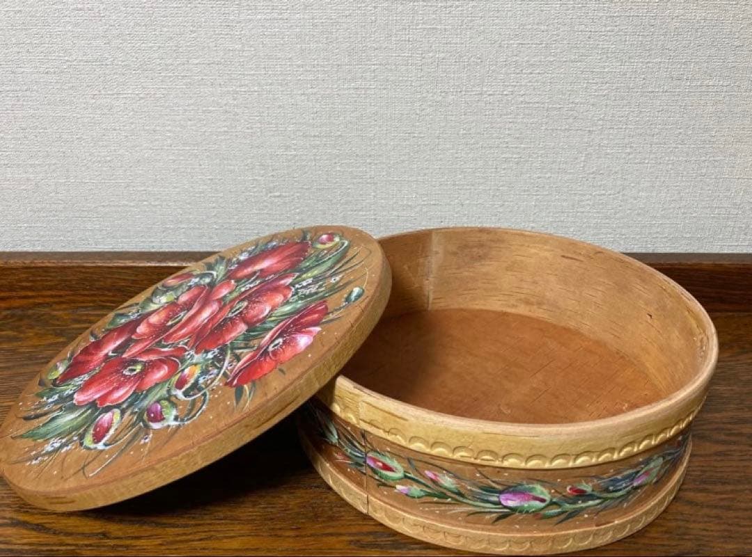 ロシア雑貨☆白樺べレスタ『スカーレット・ポピー』ラウンド収納boxマトリョーシカ