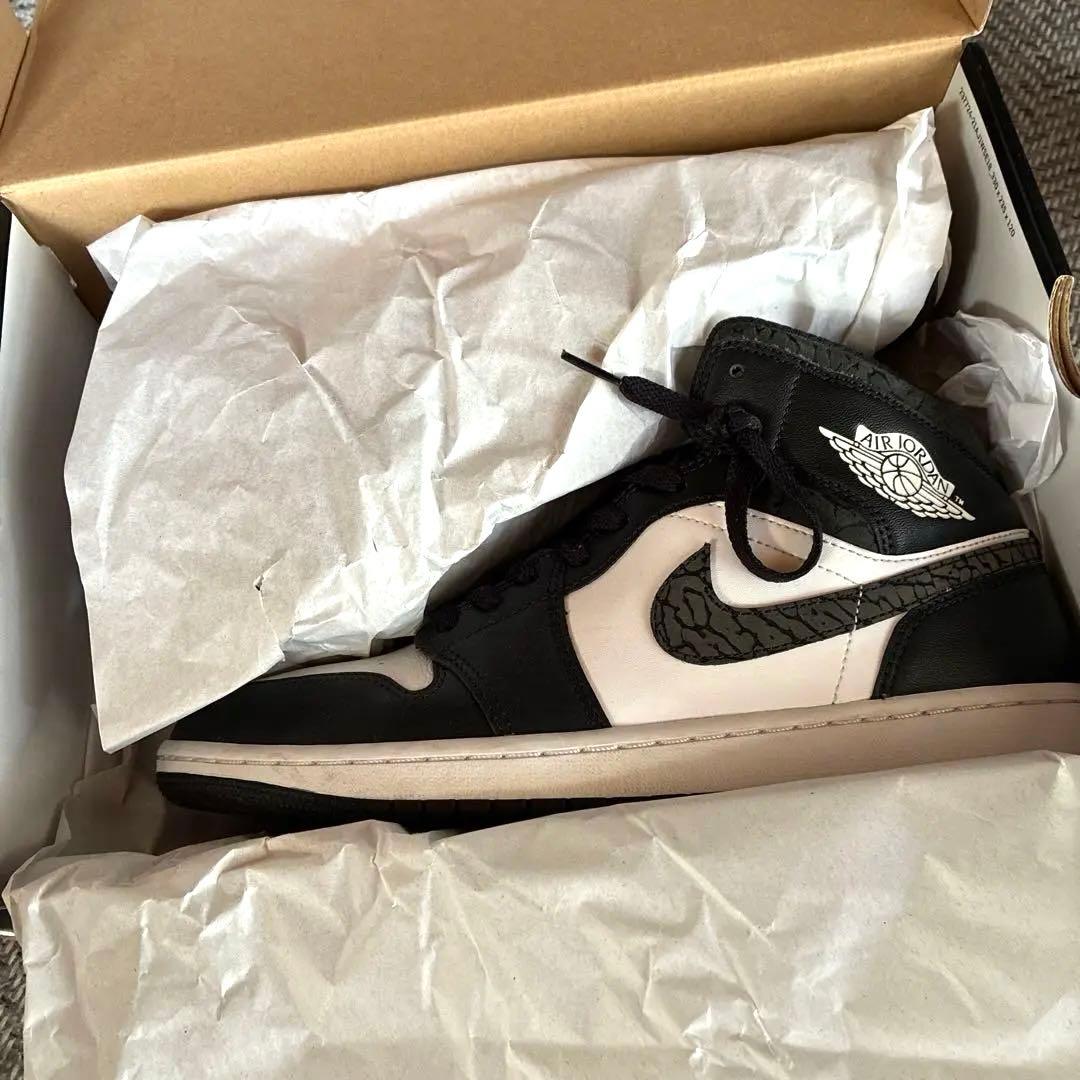 キ*タ様 AIR JORDAN 1 MID SE エア ジョーダン FB9911