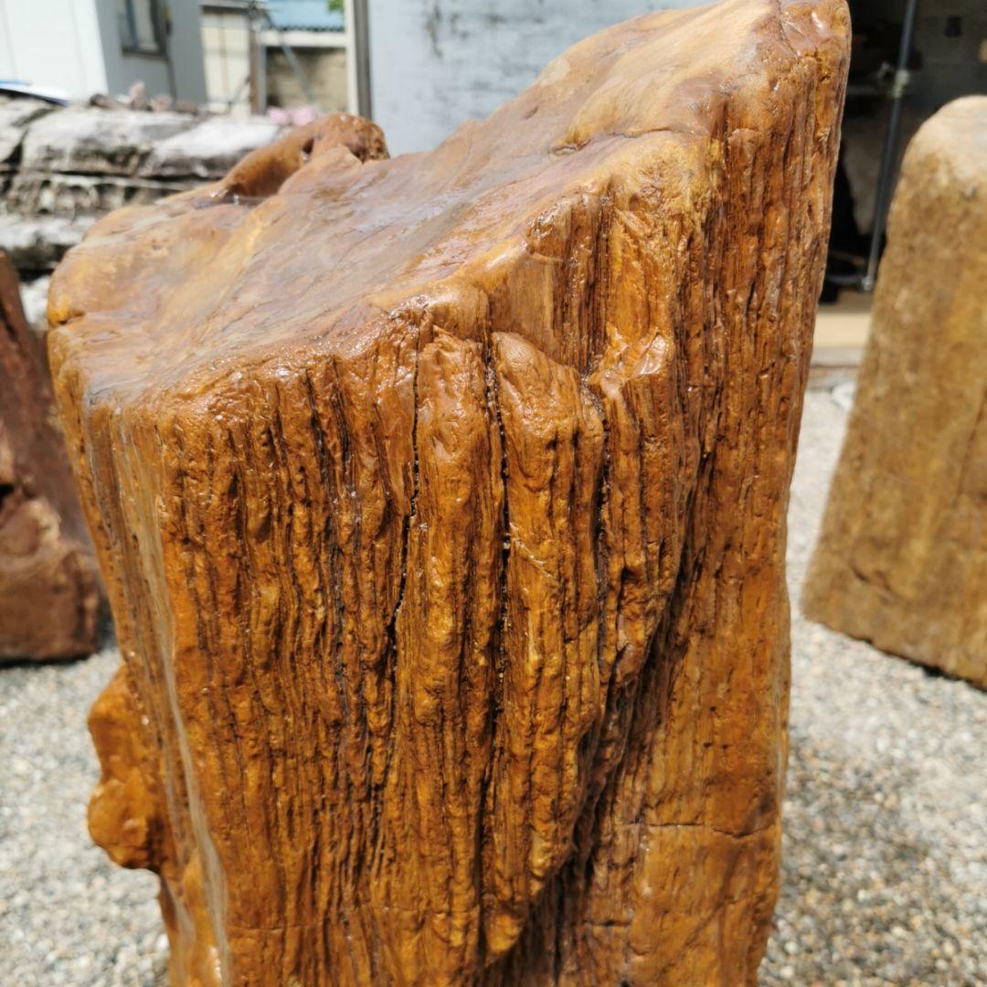 インドネシア産　珪化木　222キロ　木化石　庭石　石　鑑賞石　置物　オブジェ