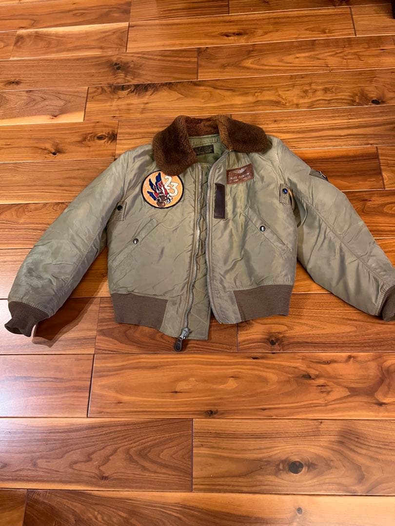 バズリクソンズ　Ｂ15フライトジャケット オリーブグリーン