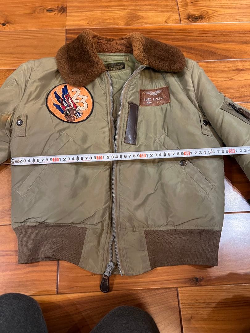 バズリクソンズ　Ｂ15フライトジャケット オリーブグリーン
