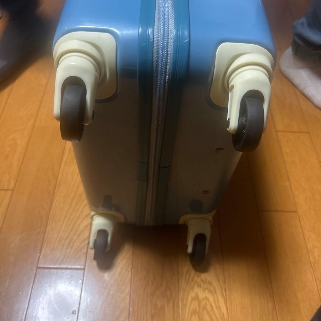 スヌーピー　PEANUTS キャリーケース(機内持ち込み可能)お値引お受けします