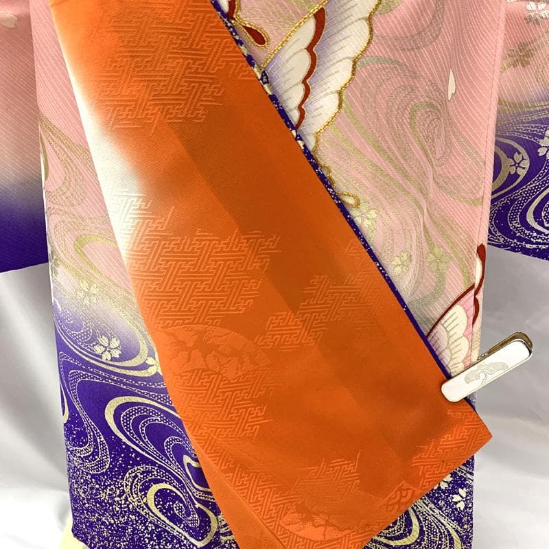 504ag8□七五三 七歳 女児 着物&袋帯&長襦袢 金駒刺繍 蝶□美品