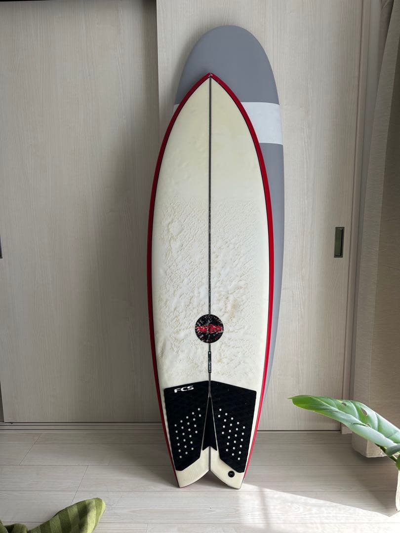 JSサーフボード　レッドバロン