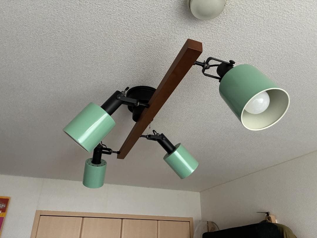 ELUX REVO 4 シーリングスポットライト