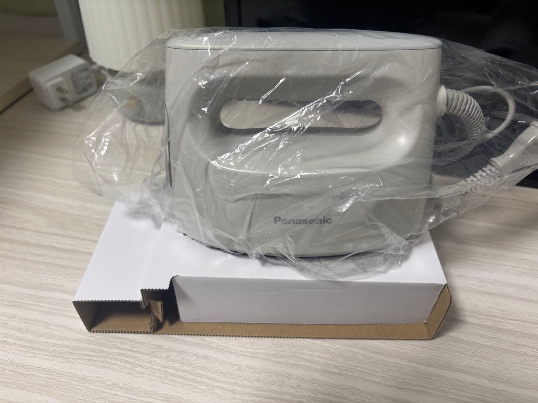 Panasonic 衣類スチーマー　スマート・パワフル　NI-FS70A-C