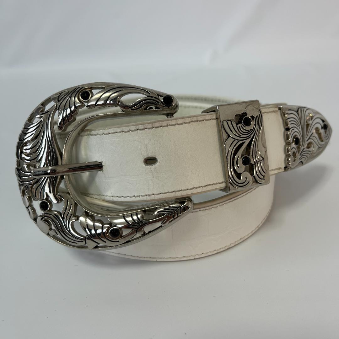 トルネードマート　スタッズベルト　白　Mサイズ　Y2K