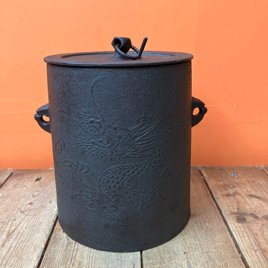 D-5 茶道具 茶道 釜 雲龍釜 釣釜 風炉釜 菊地政光 伝統工芸士 鉄器 鋳物