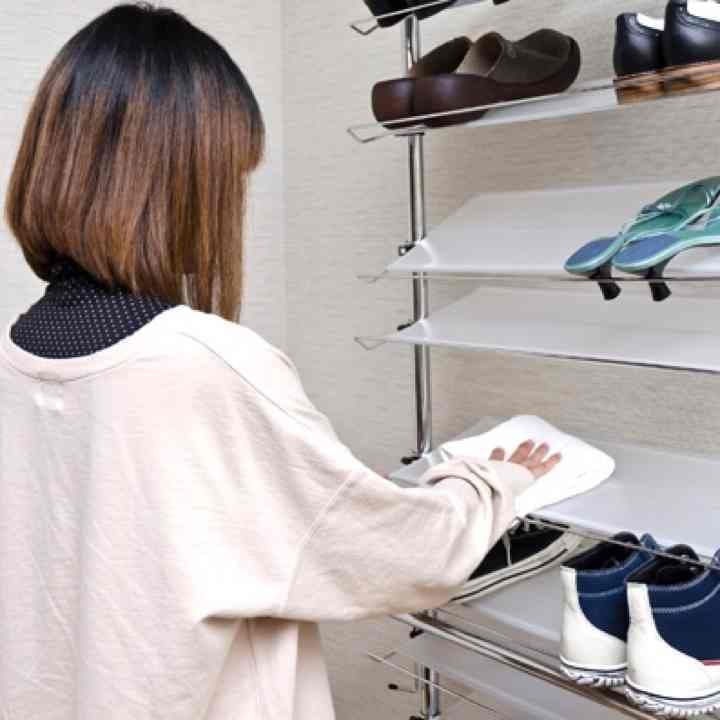 定価31000円！つっぱり式シューズラック　BK/CM/WH