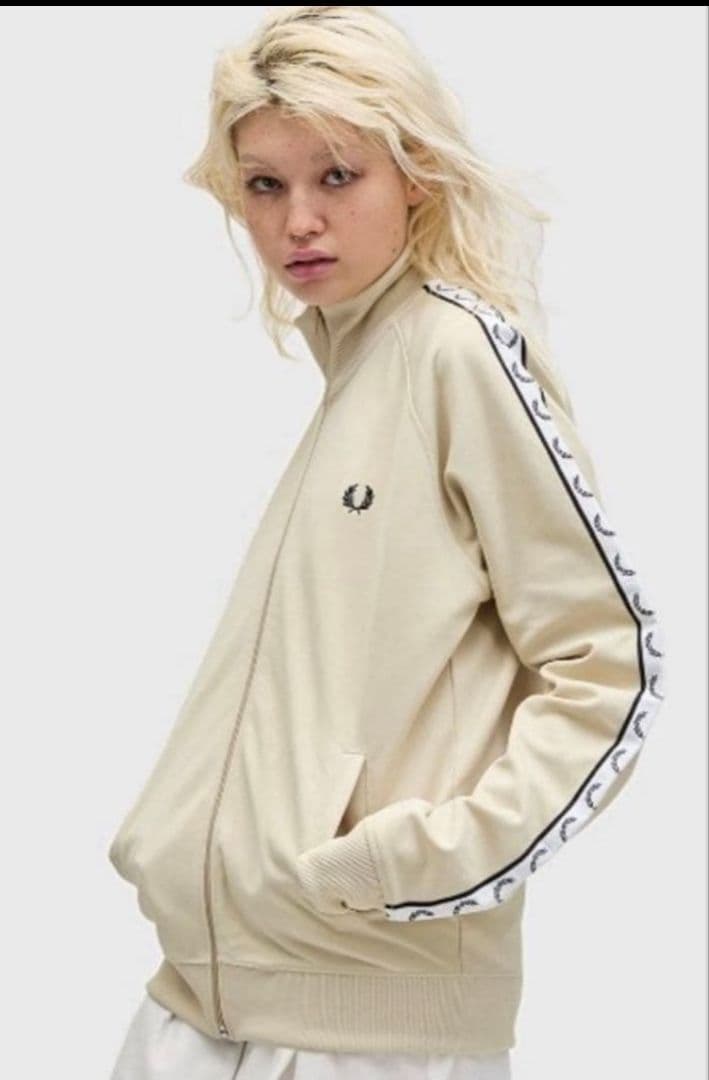 FRED PERRY トラックジャケット