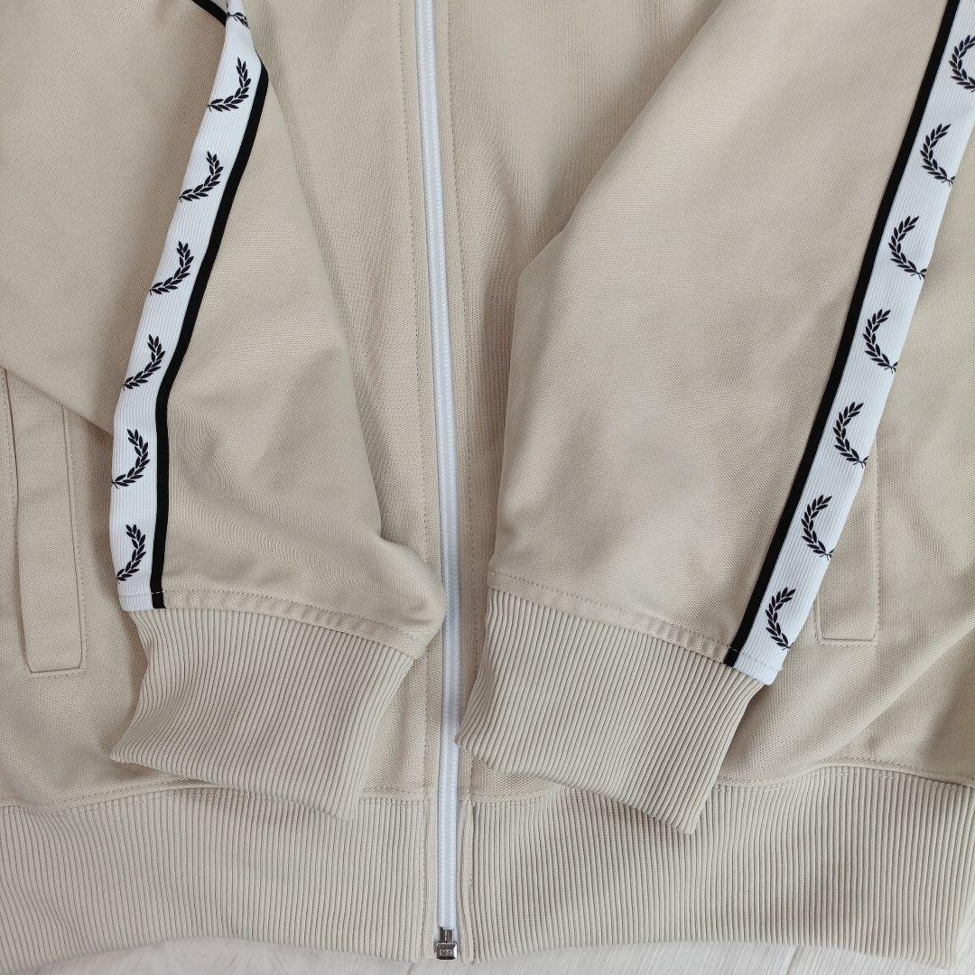 FRED PERRY トラックジャケット