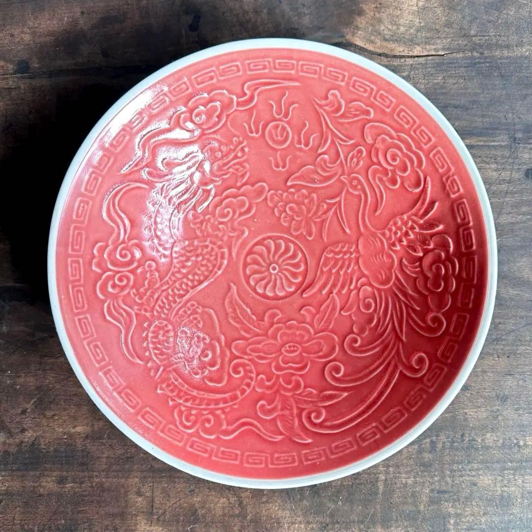 定窯　大皿　飾皿　茶碗　龍紋　鳳凰紋　陽刻　宋代　中国美術