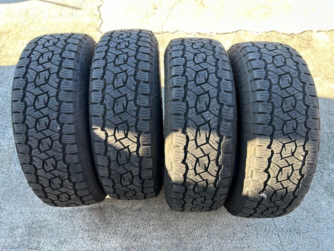 限定値下げTOYO オープンカントリーA/TⅢ 215/70R16 2025年製