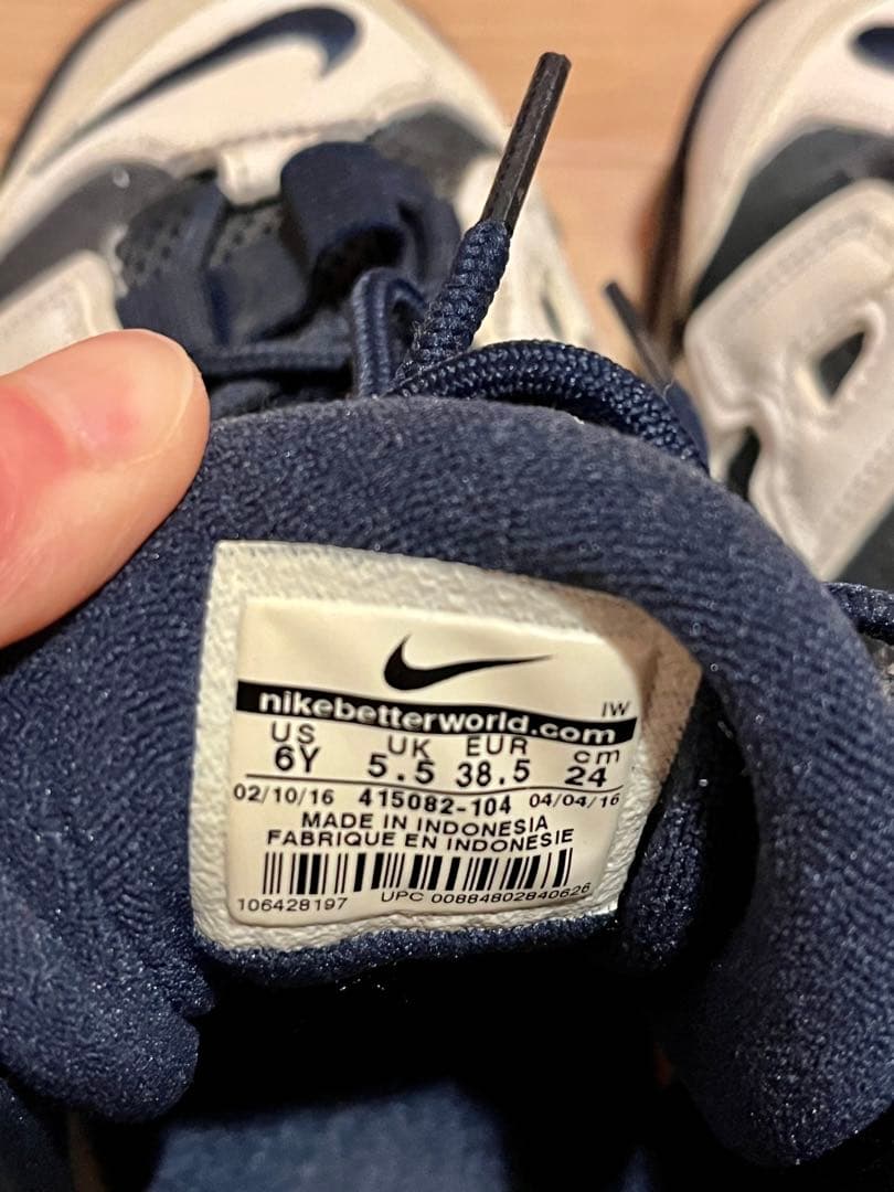 NIKE AIR MORE UPTEMPO スニーカー 24cm