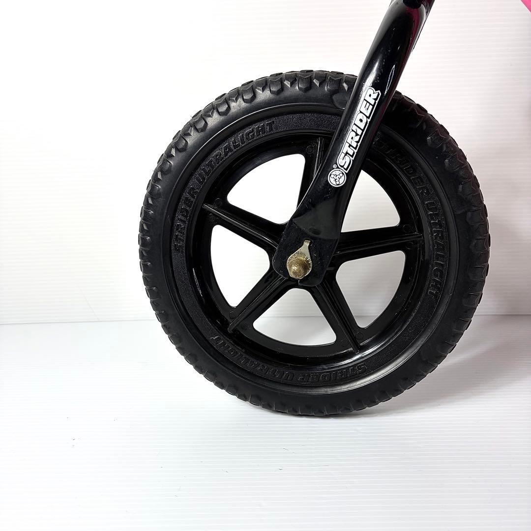 美品 ストライダー クラシック 12 ピンク 人気色 キックバイク ベル付き