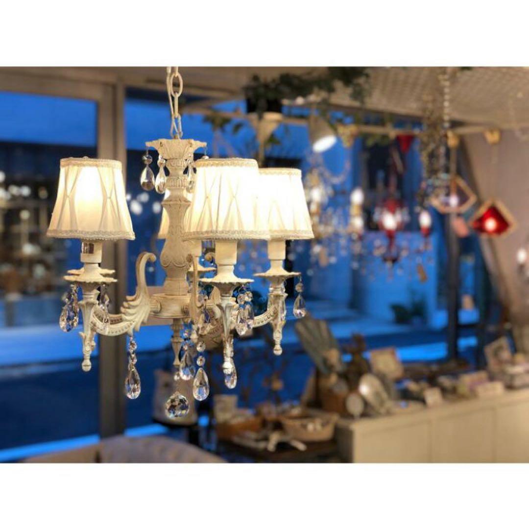 Umbrella ホワイトシャンデリア 4灯