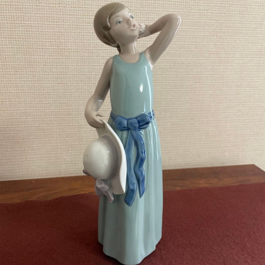 リヤドロ　なびかせて/若草色の少女/5010