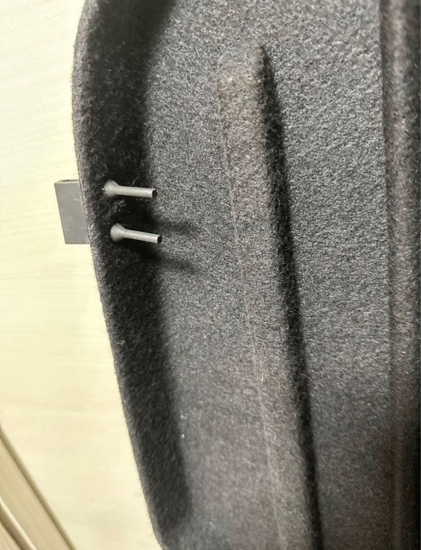 ほぼ未使用　日産オーラ及びノート　トノカバー FE13