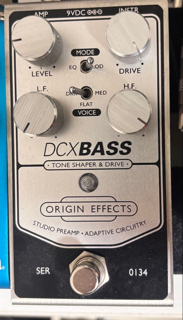 ベース ORIGIN EFFECTS DCX BASS