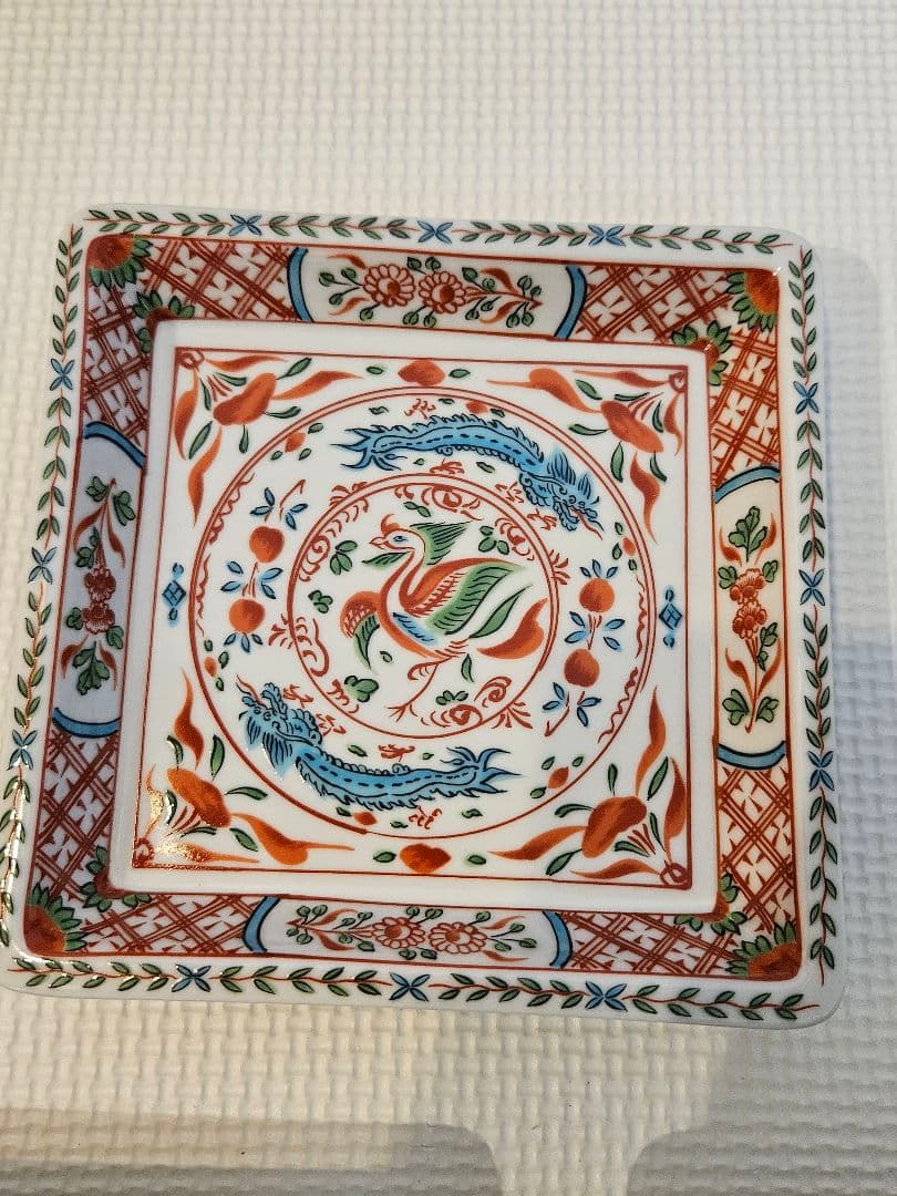 平安龍泉　赤絵角銘々皿　鳳龍紋様　五枚セット(木箱付)