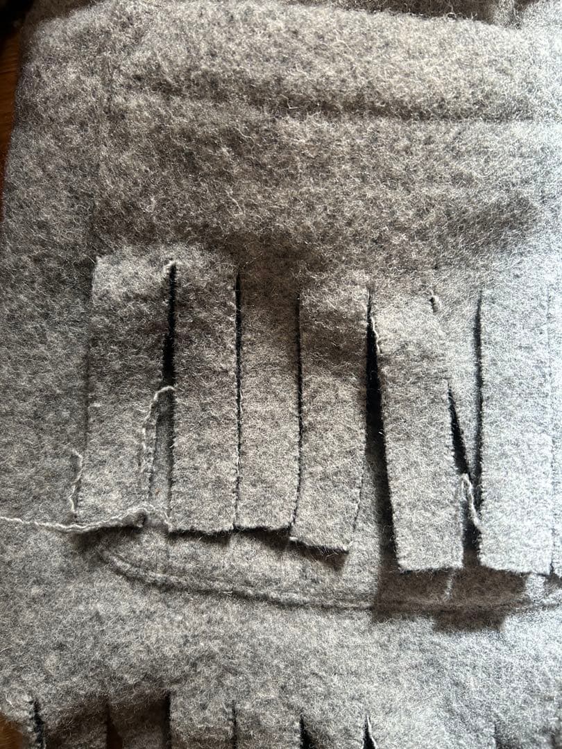 マヌーシユ　グレー フリンジ ウール混紡 ダッフルコートリボン