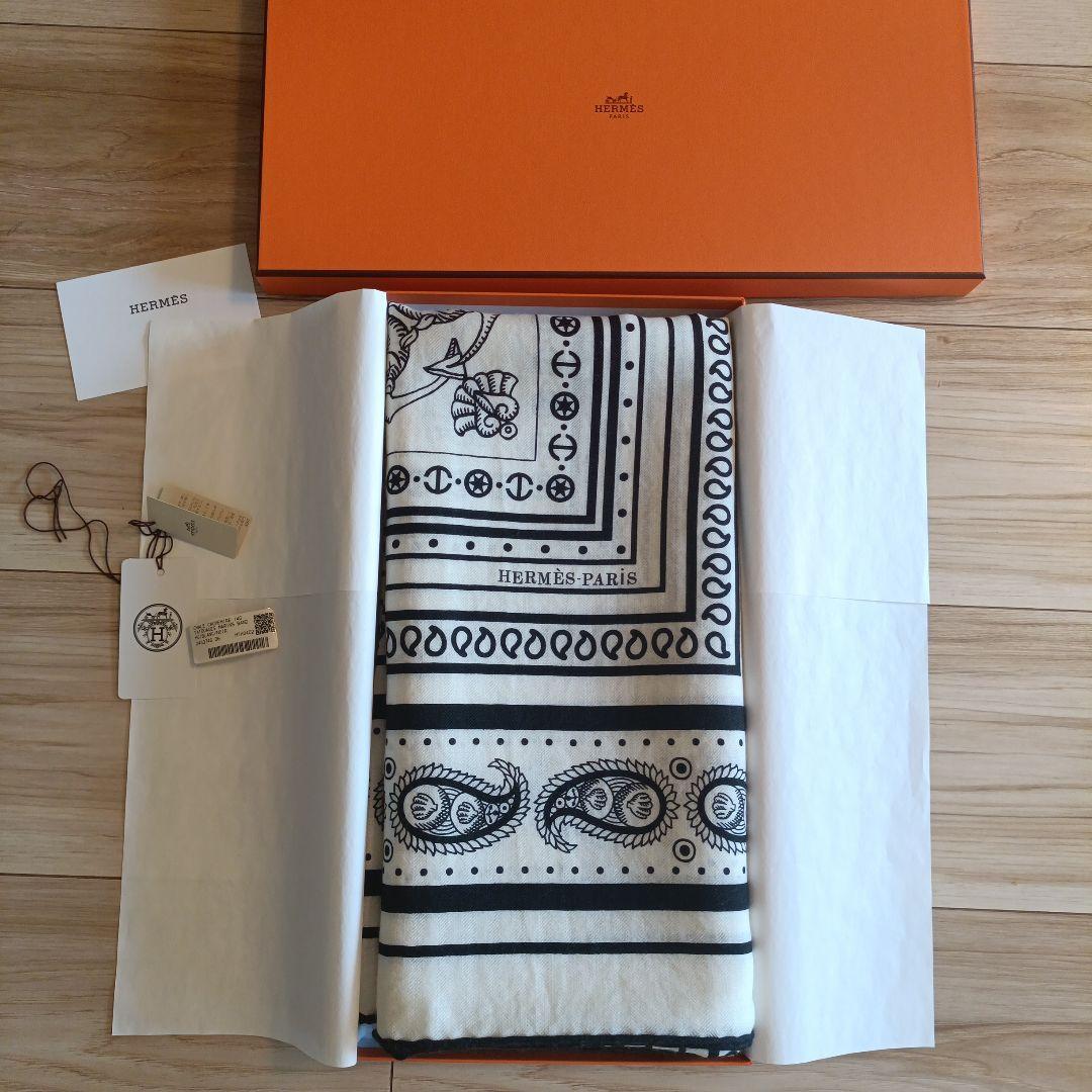 【 新品 】船乗りのタトゥー・バンダナ 白黒　カシミヤシルク