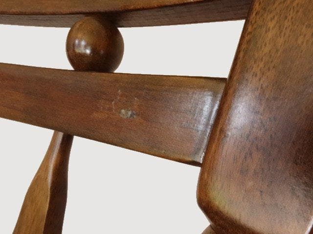 木製　ロッキングチェアー　彫刻入　再塗装済　ＵＳＥＤ