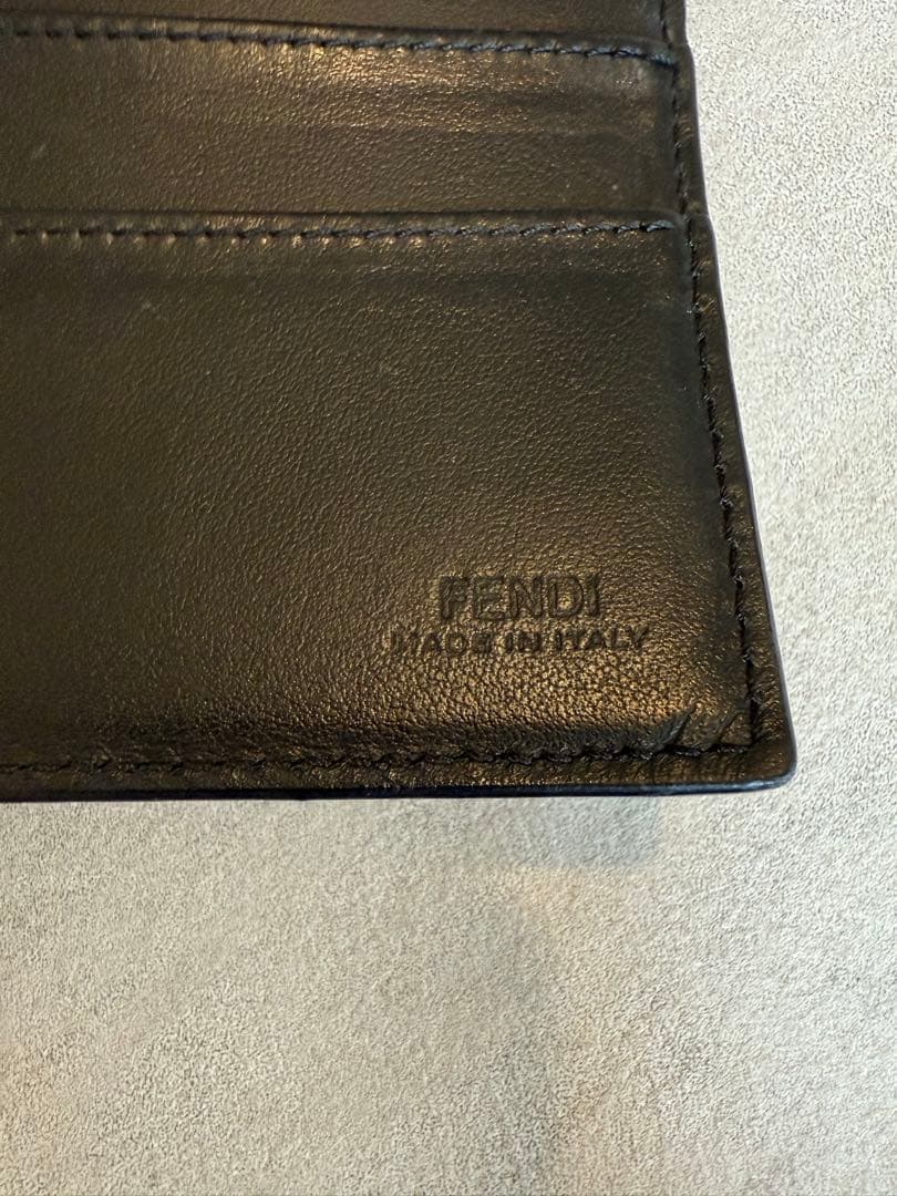 Fendi ロゴパターン レザー長財布