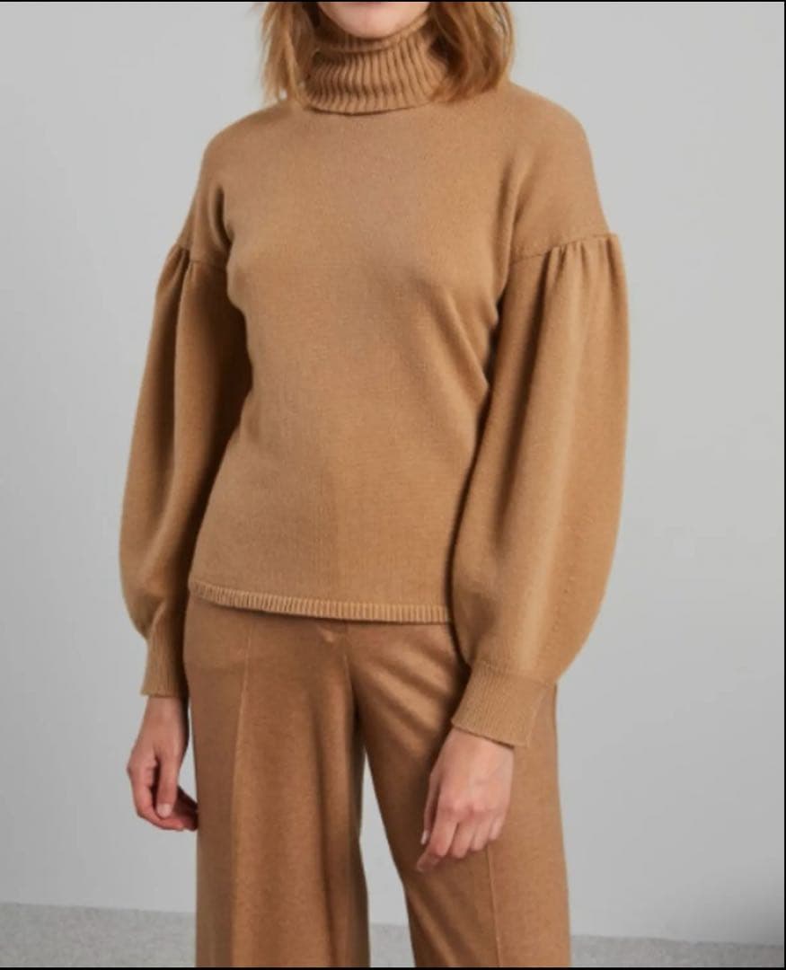 マックスマーラ　ハイネックニット　ブラック　美品