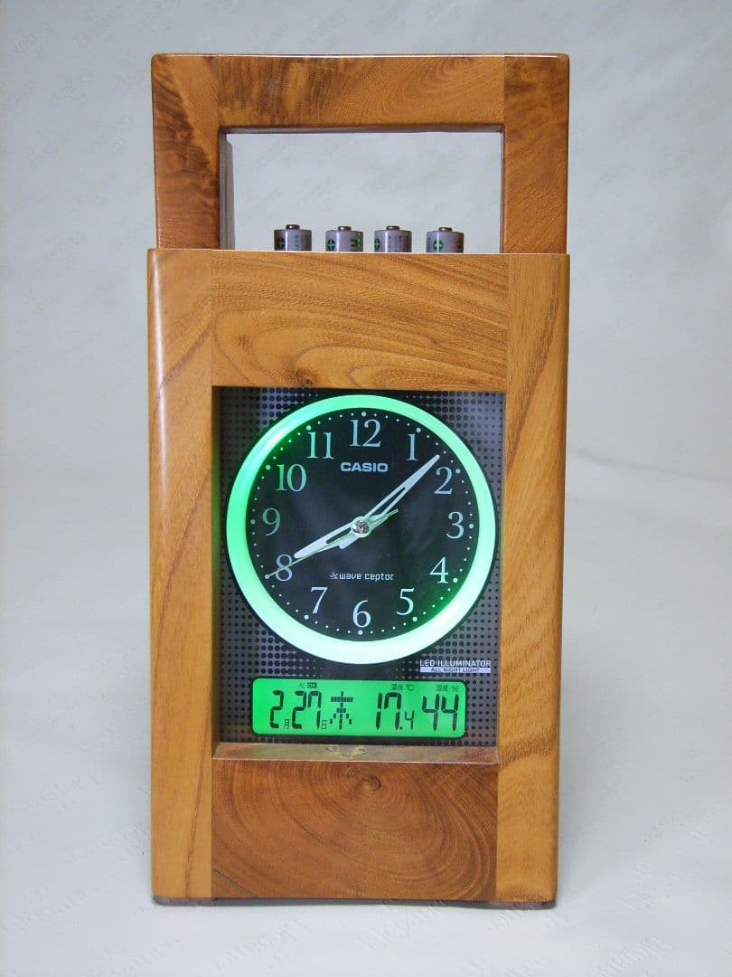 S009総欅板材ハンドル付き斜め型電波目覚まし時計（カシオTQT−351NJ使用