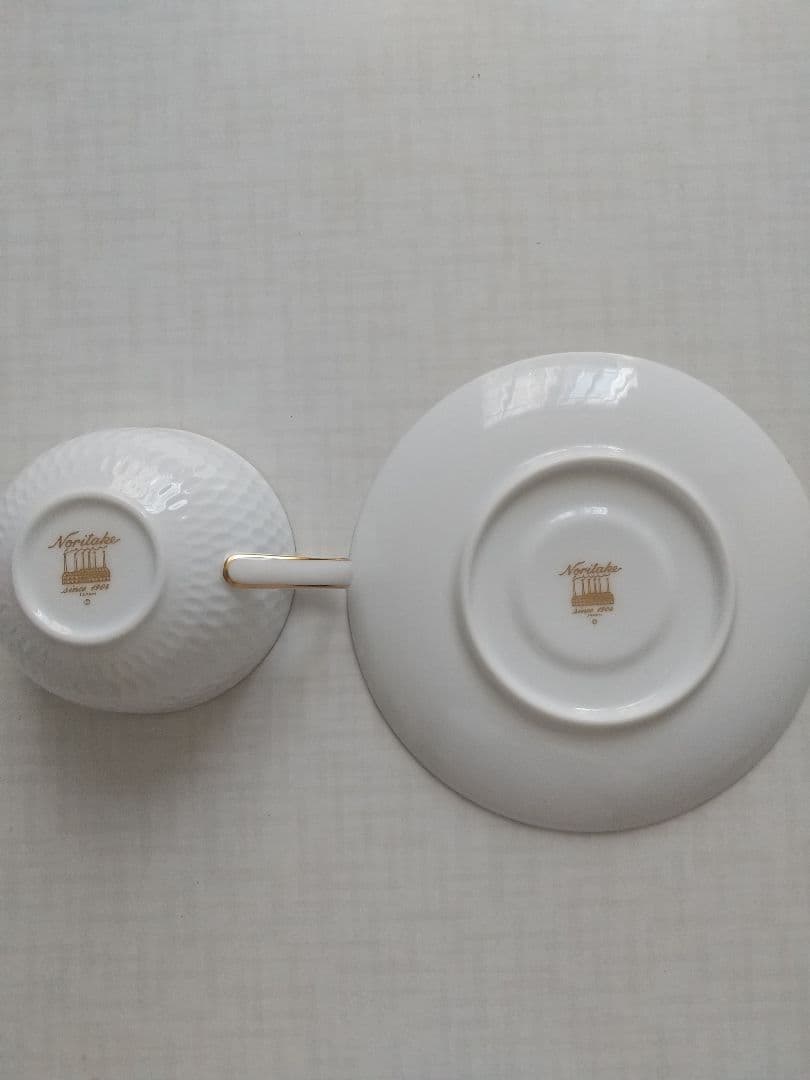 【新品・未使用】ノリタケ ダイヤモンドコレクション カップ&ソーサー