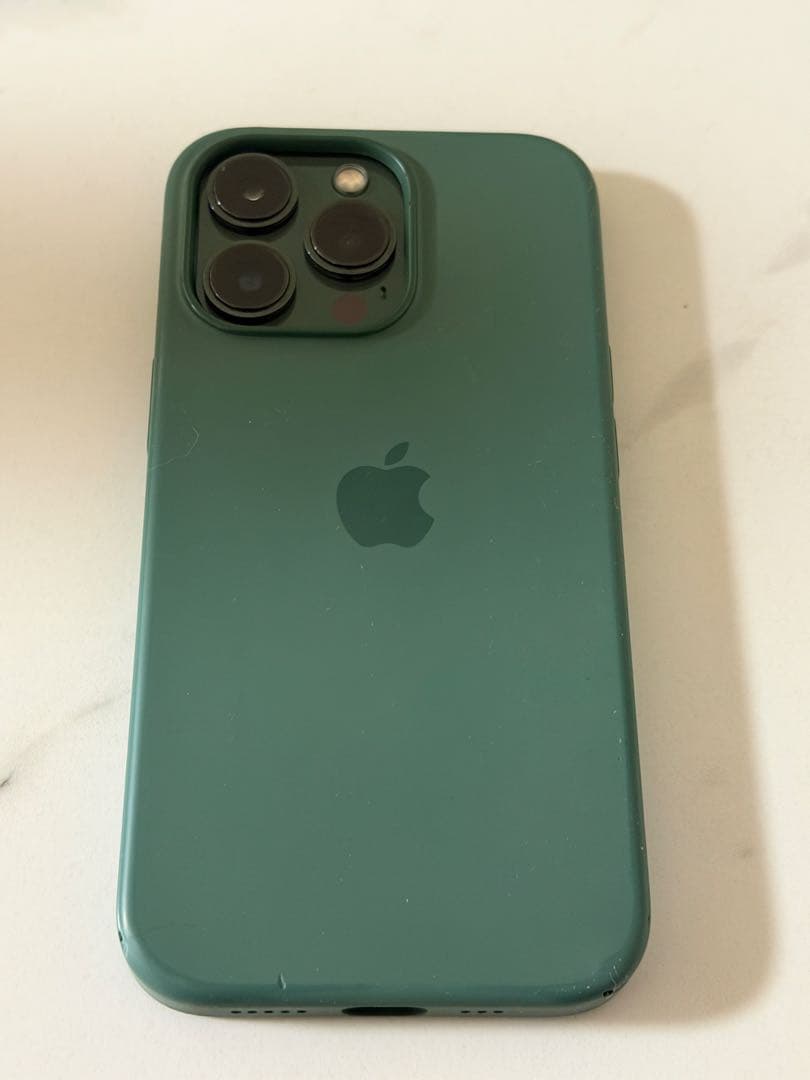 iPhone 13 Pro グリーン 本体 simフリー ＋純正シリコンケース