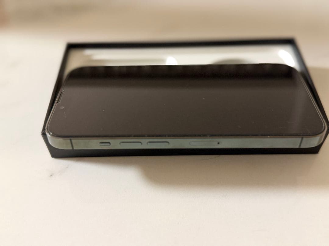 iPhone 13 Pro グリーン 本体 simフリー ＋純正シリコンケース