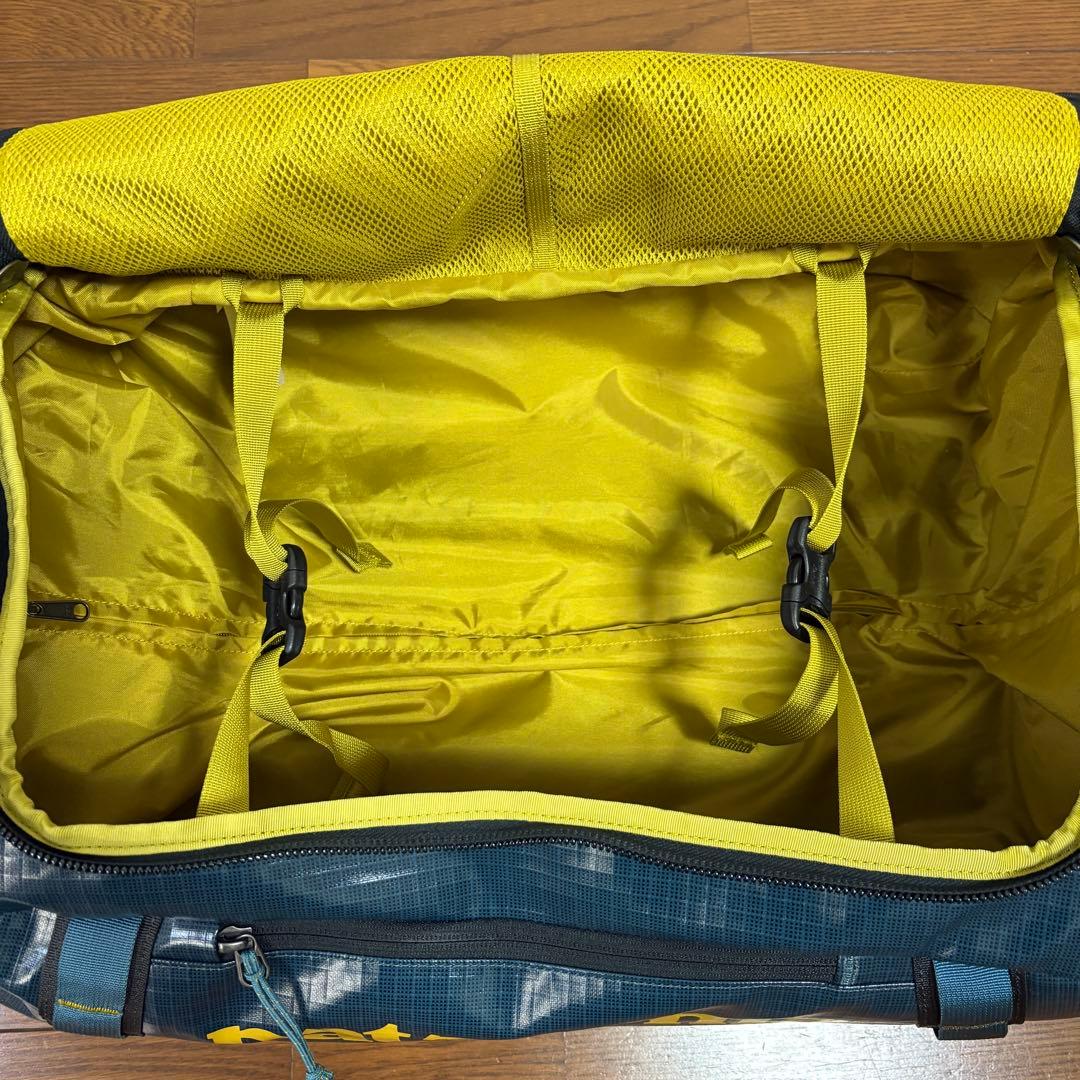パタゴニア ブラックホール・ウィールド・ダッフル 40L