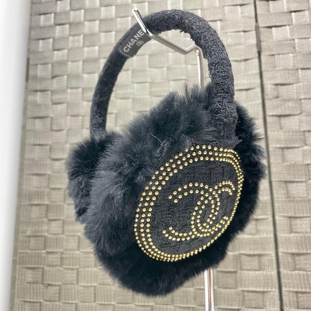 三*゜様 CHANEL ブラックファー耳あて　イヤーマフ