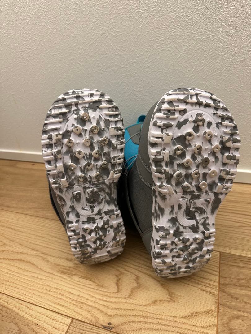 burton zipline boaキッズ　子ども用スノーボードブーツ グレー