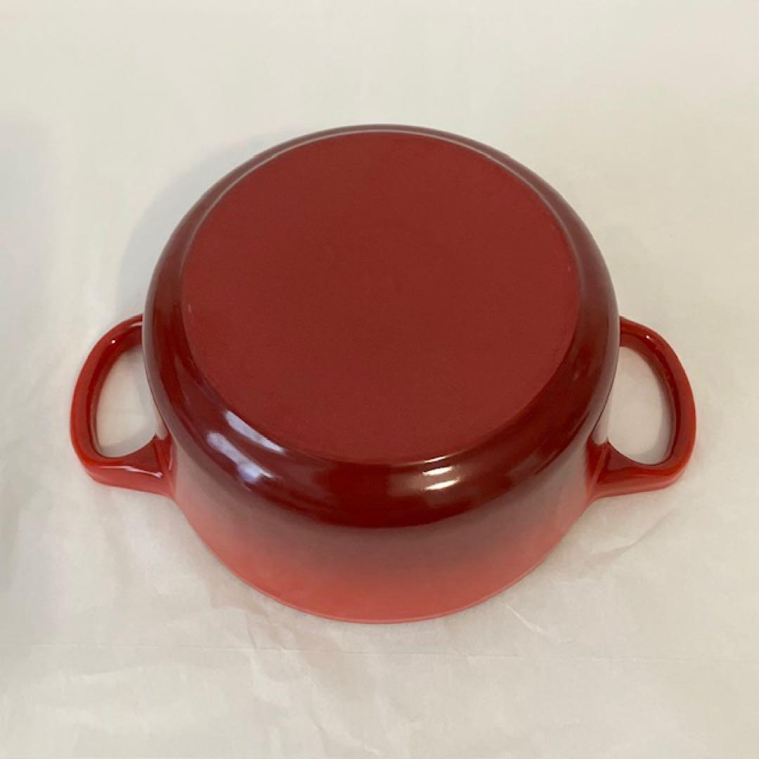 Le Creuset 両手鍋 14 ココットロンドチェリーレッド　鋳鉄　ホーロー