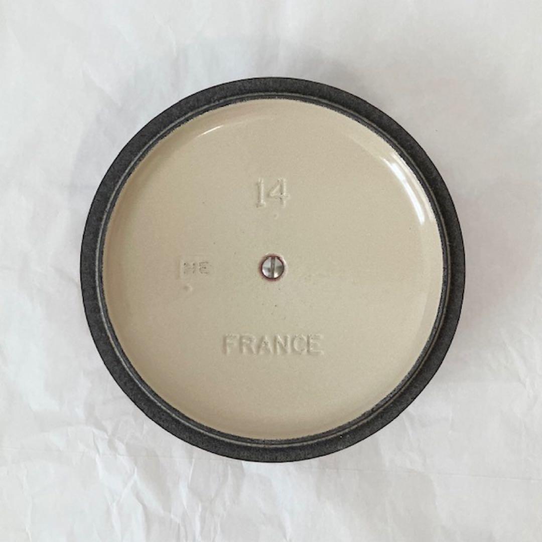 Le Creuset 両手鍋 14 ココットロンドチェリーレッド　鋳鉄　ホーロー